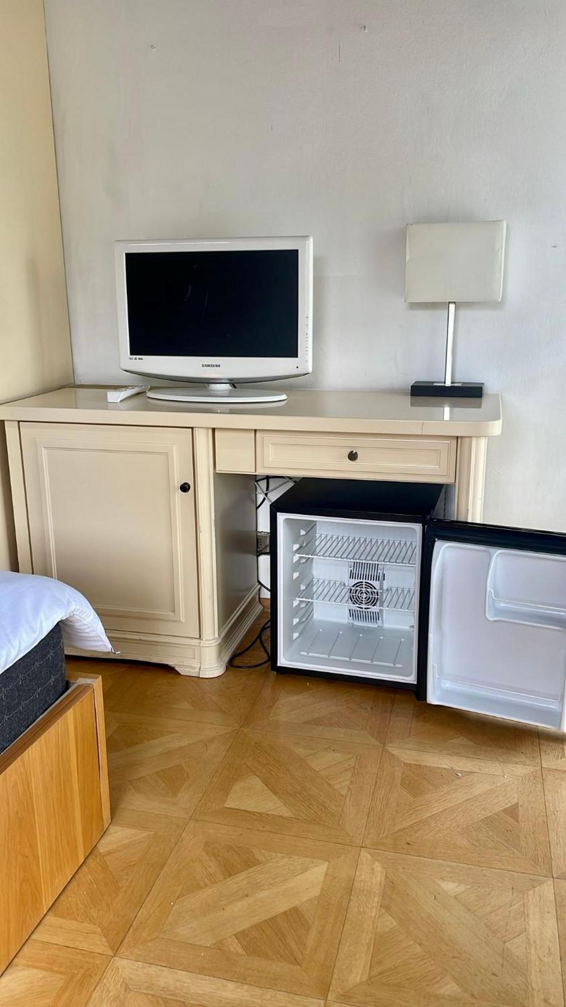 See-Hotel Seeschau - Direkt Am Bodenseeufer ريشِناو المظهر الخارجي الصورة